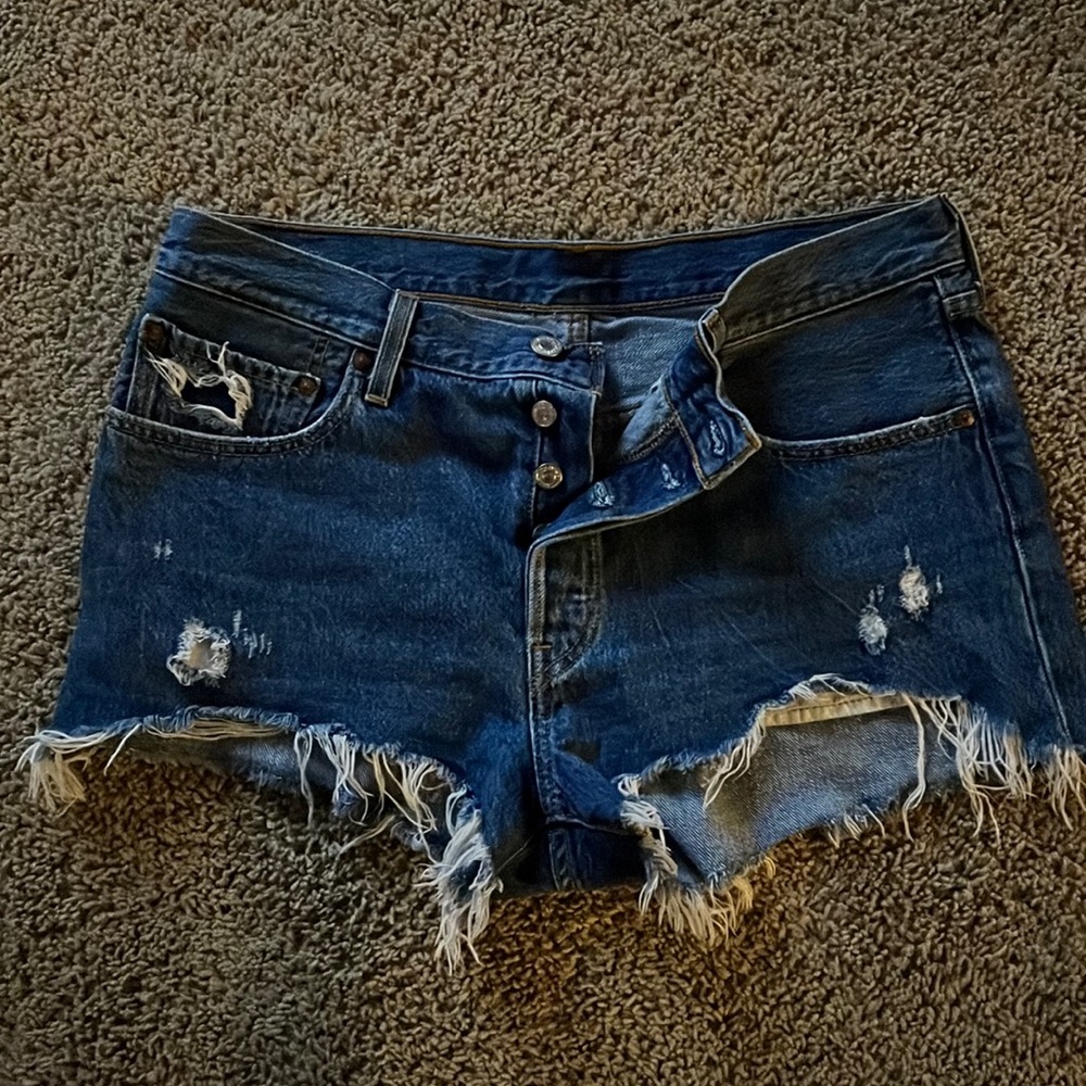 Levi Shorts W31 501 Distressed